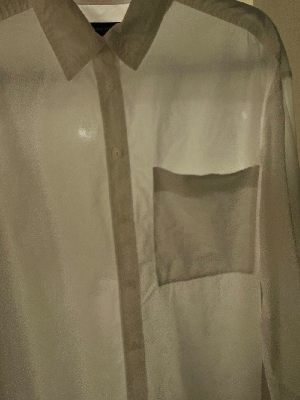 Banana Republic Women's white poplin button-down shirt relaxed and oversized (M) - Picture 6 of 9